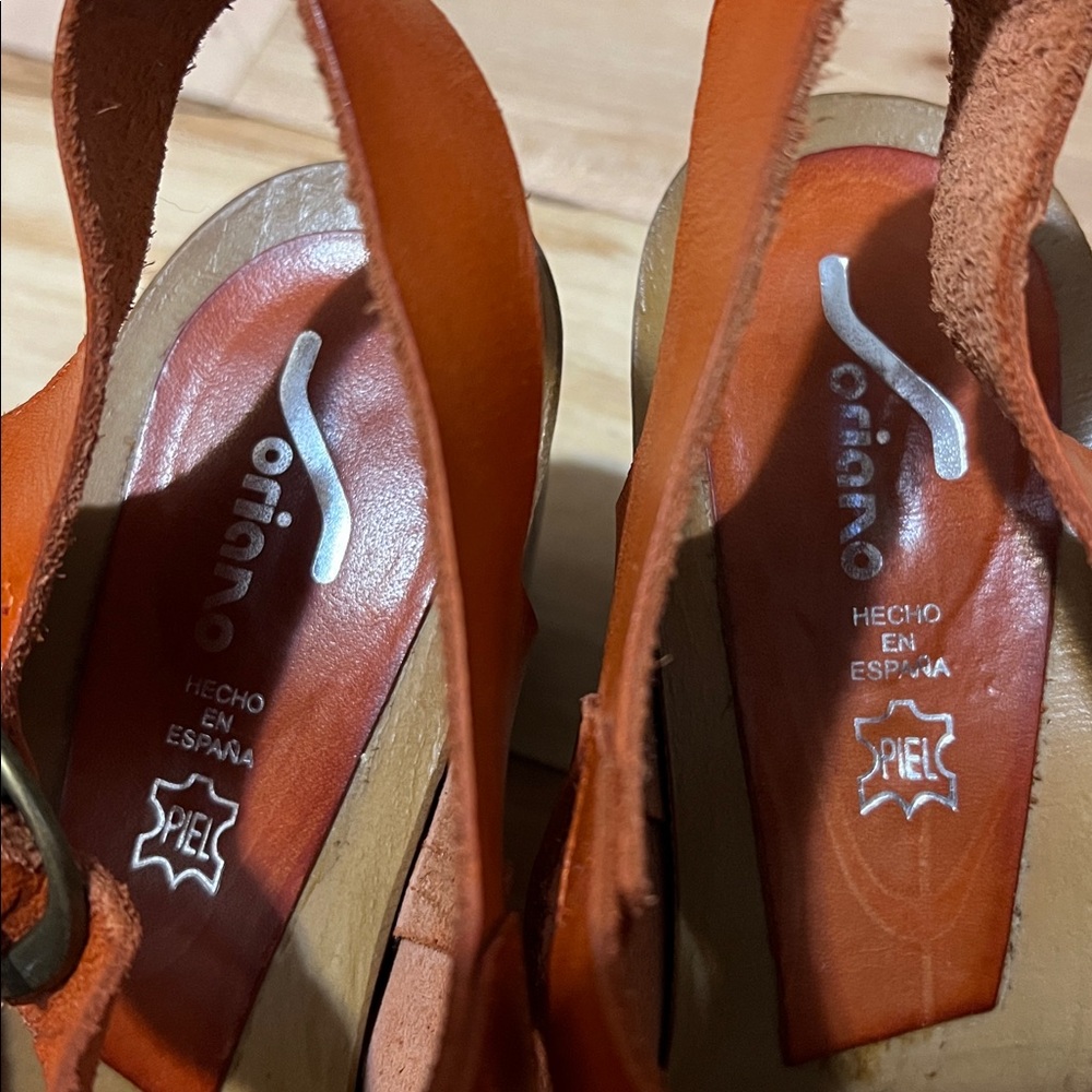 Women's Cognac Colour Leather Sandals - Picture 13 of 17